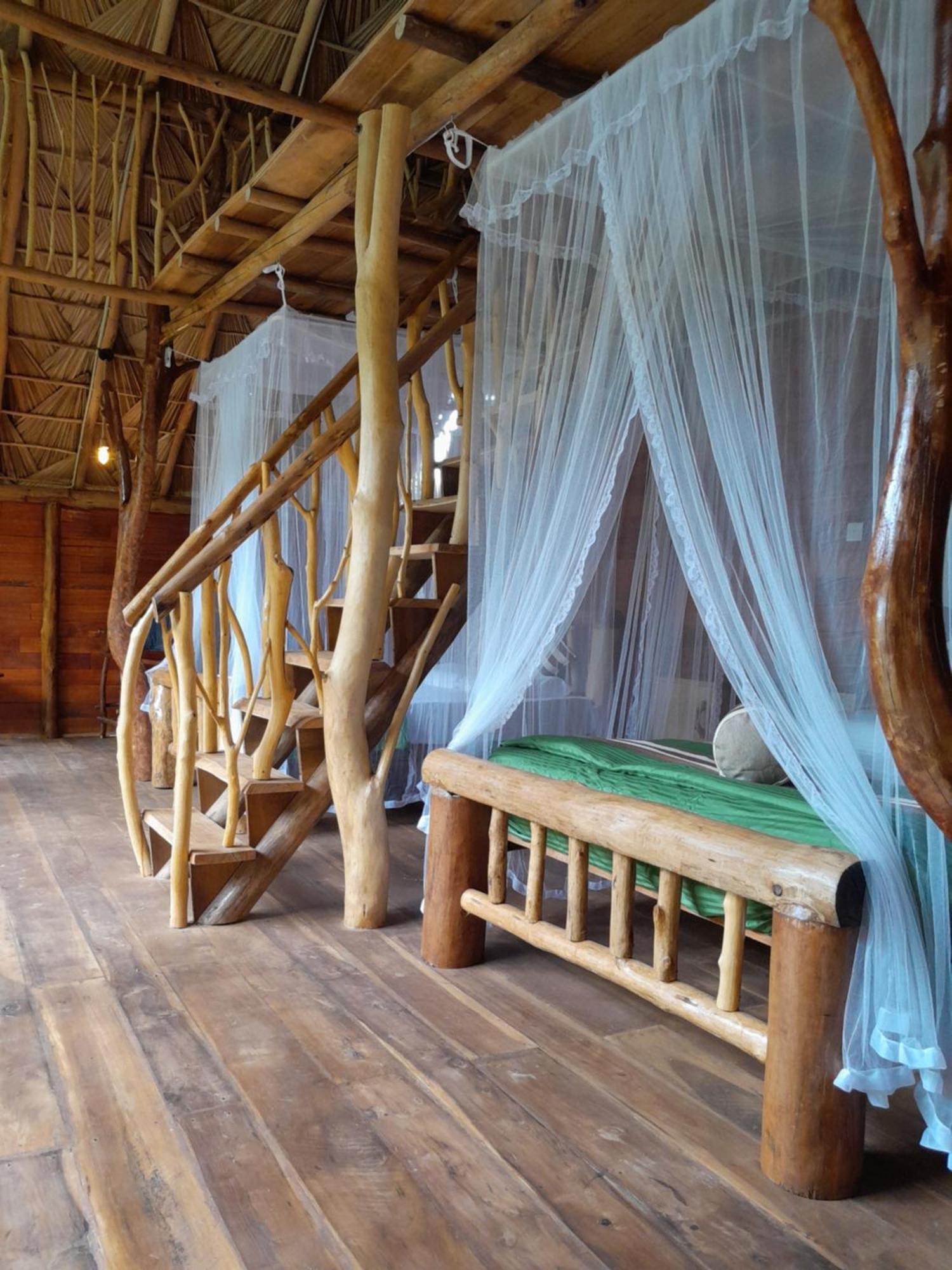 Wood Palace Ella Exterior photo
